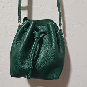 Green Leather Drawstring Crossbody Bucket Bag